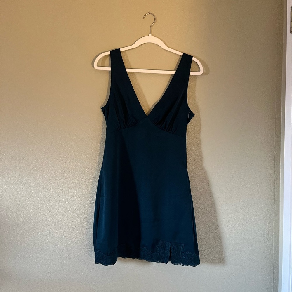 Lulus Dark Green Slip-style Lace-trim Mini Dress Deep-V